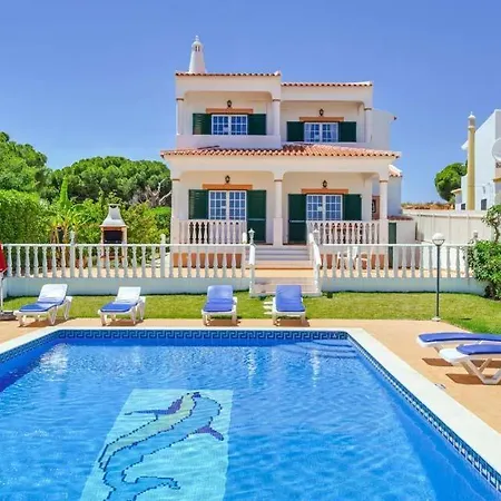 Villa Olhos De Agua Sleeps 6 Pool Air Con Wifi