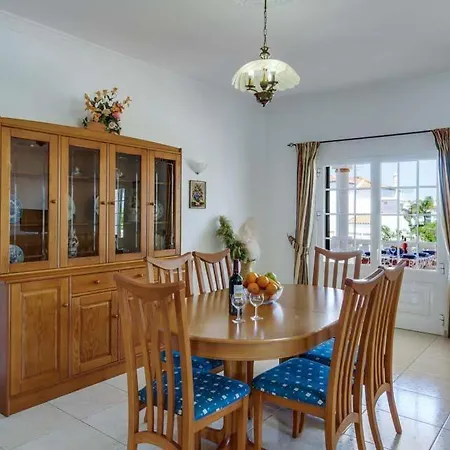 Olhos De Agua Sleeps 6 Pool Air Con Wifi